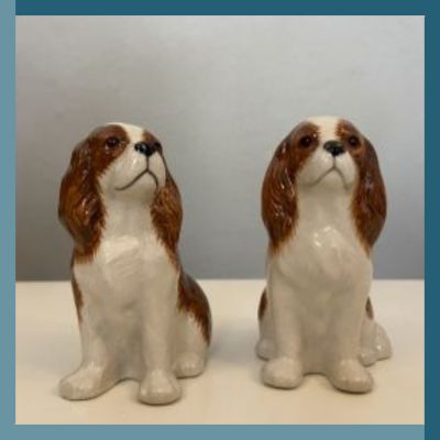 Coppia sale e pepe Cavalier King Quail Ceramics